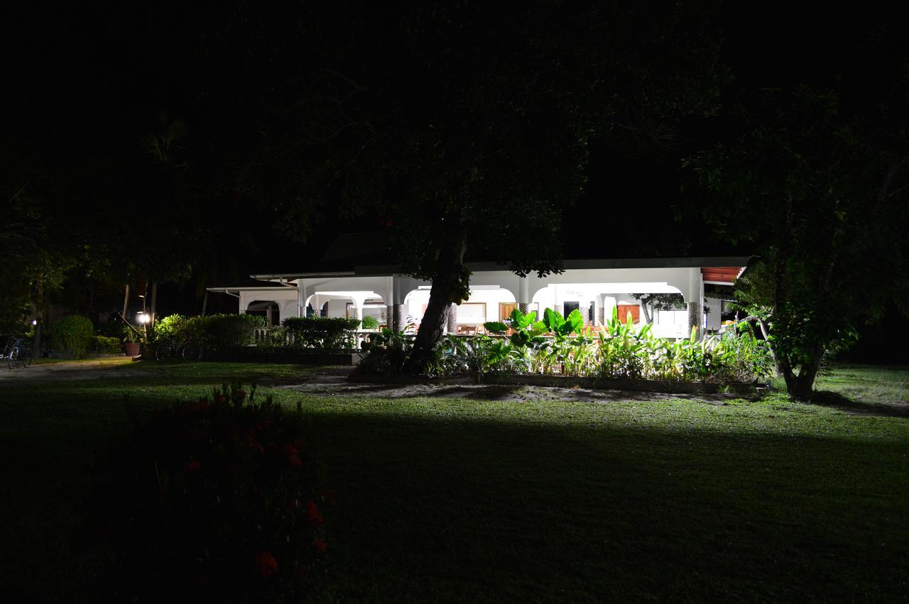 Chalet Bamboo Vert La Digue Bagian luar foto