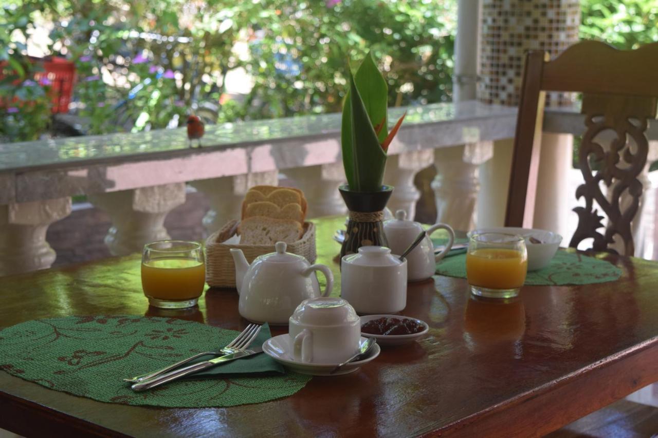 Chalet Bamboo Vert La Digue Bagian luar foto