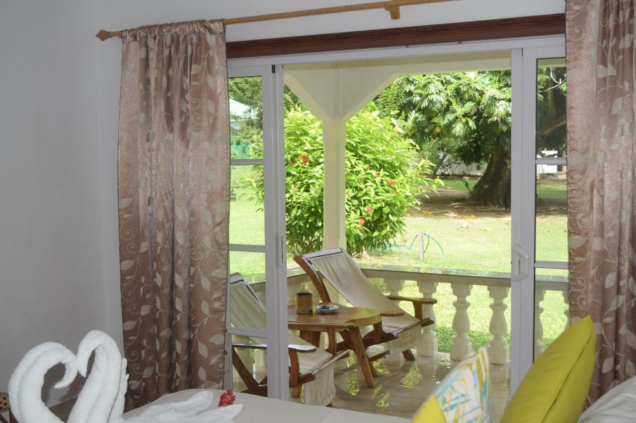 Chalet Bamboo Vert La Digue Bagian luar foto